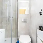 Lägenhet Pulawska By Renters Warszawa